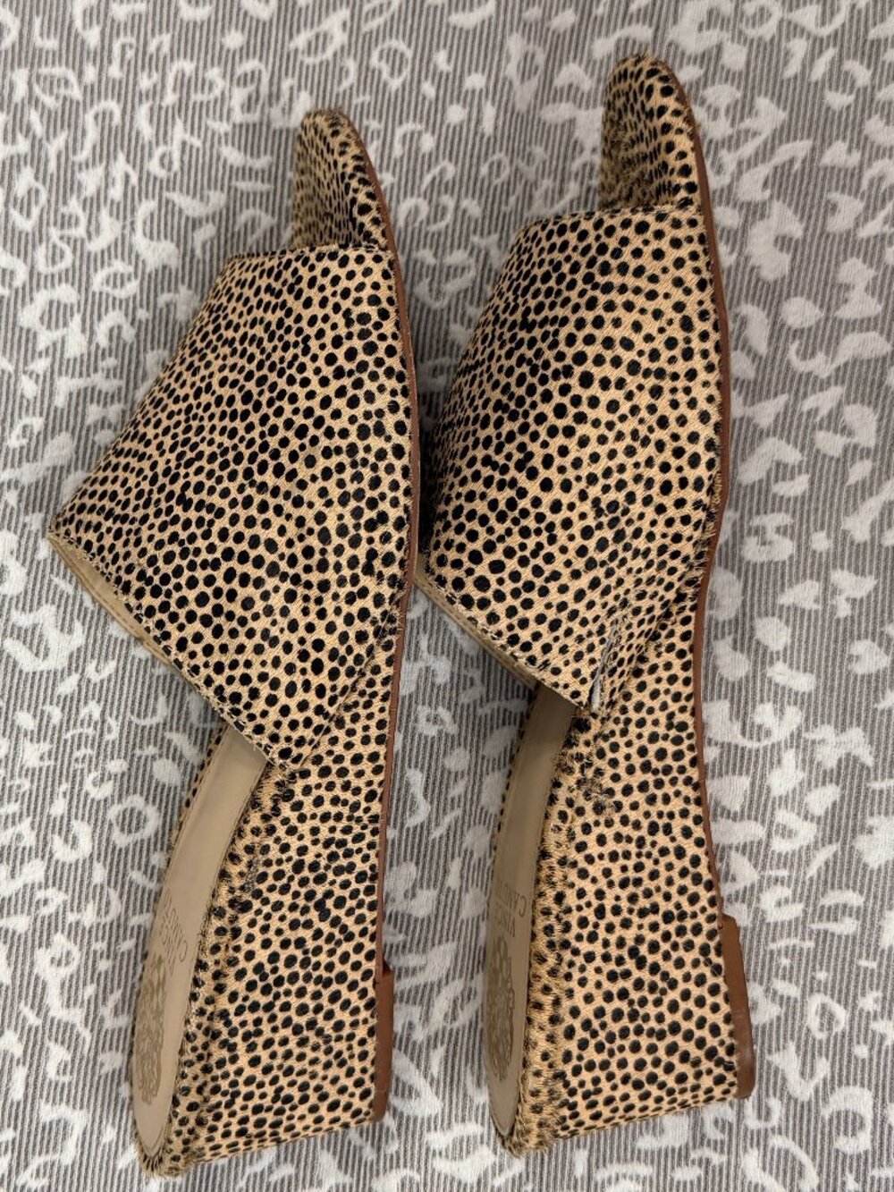 Vince Camuto Stephena Cow Hair Slip-on Sandal - Size 9.5 M - Picture 6 of 10